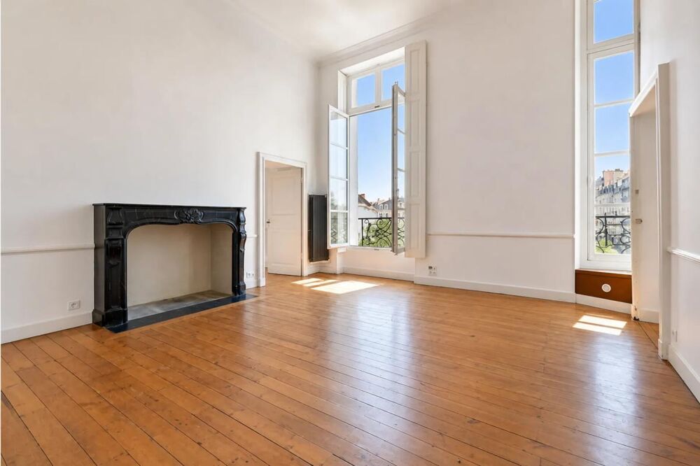 Vente Appartement Appartement T4 spacieux avec 2 chambres - 127 m² - Nantes centre Nantes