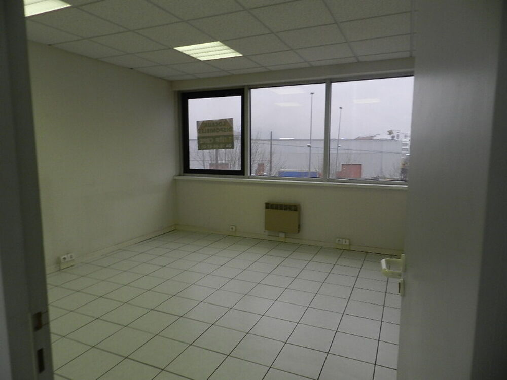   Dpt Isère (38), à louer GRENOBLE Bureau 127 M² Grenoble