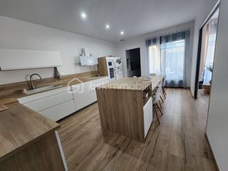  Maison  vendre 5 pices 180 m