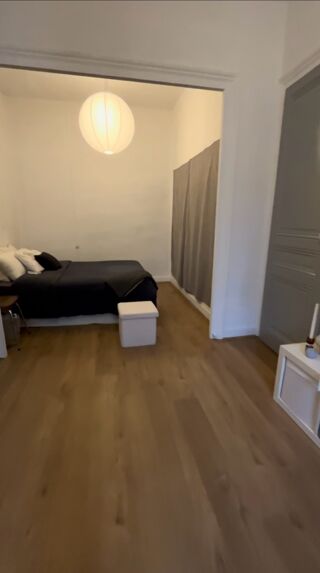 Appartement à louer 2 pièces 69 m²