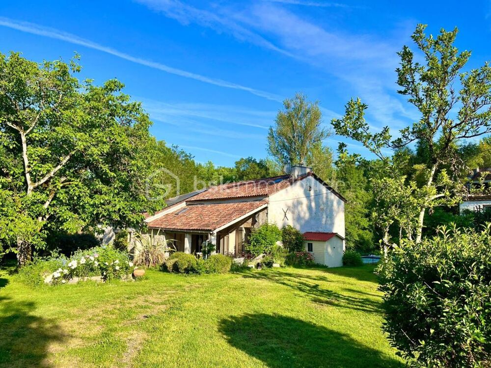 MAISON EN PIERRE + GITE - ETANG- 2 PISCINES- PARCELLE 8745 m² -ST PIERRE DE CLAIRAC