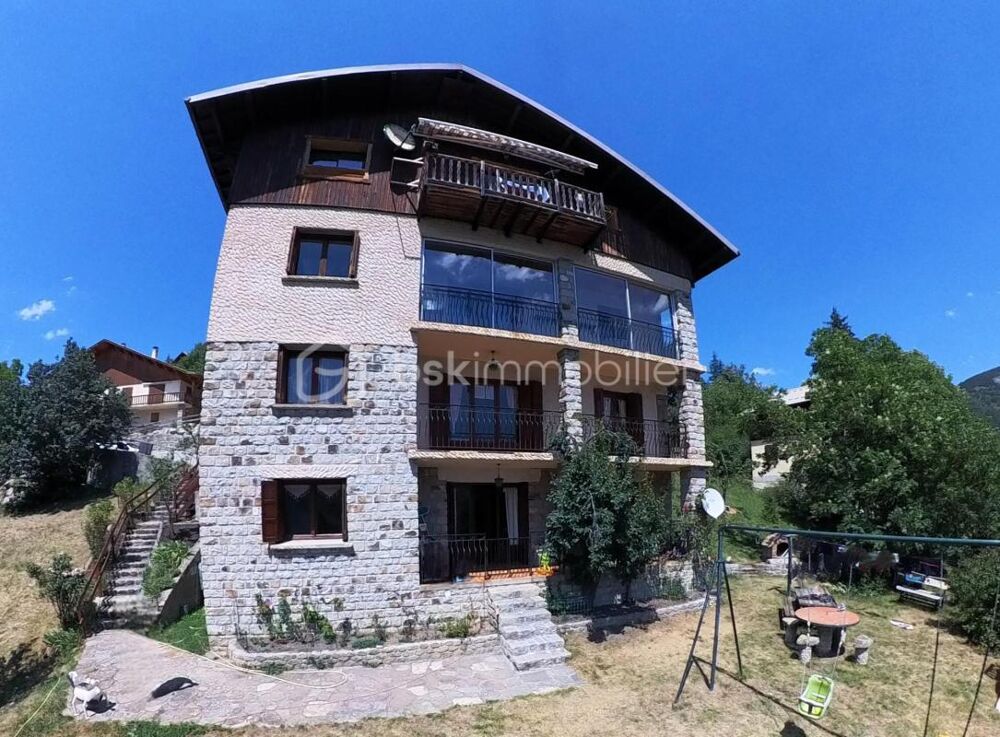 ?? À ALLOS  ENSEMBLE IMMOBILIER DE 450 M²  4 APPARTEMENTS  TERRAIN 1 455 M² ??