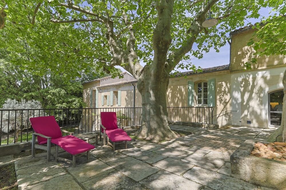 RARE : Offrez-vous une magnifique Propriété ( mas de 10 pièces et 2.6 hectares de parc ) aux portes de SOMMIERES (30)