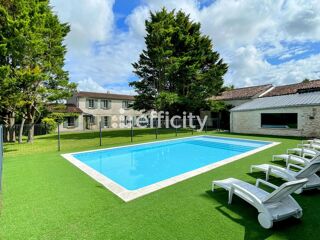  Maison  vendre 10 pices 360 m