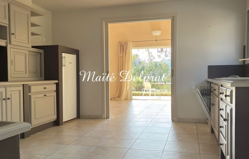 � vendre  Propri�t�/ch�teau Propiac (26170)