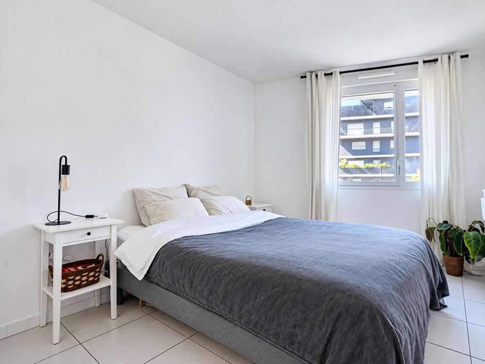 Vente Appartement Vente appartement 82m2 BORDEAUX(33300) Bordeaux
