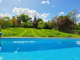  Maison � vendre 8 pi�ces 387 m�