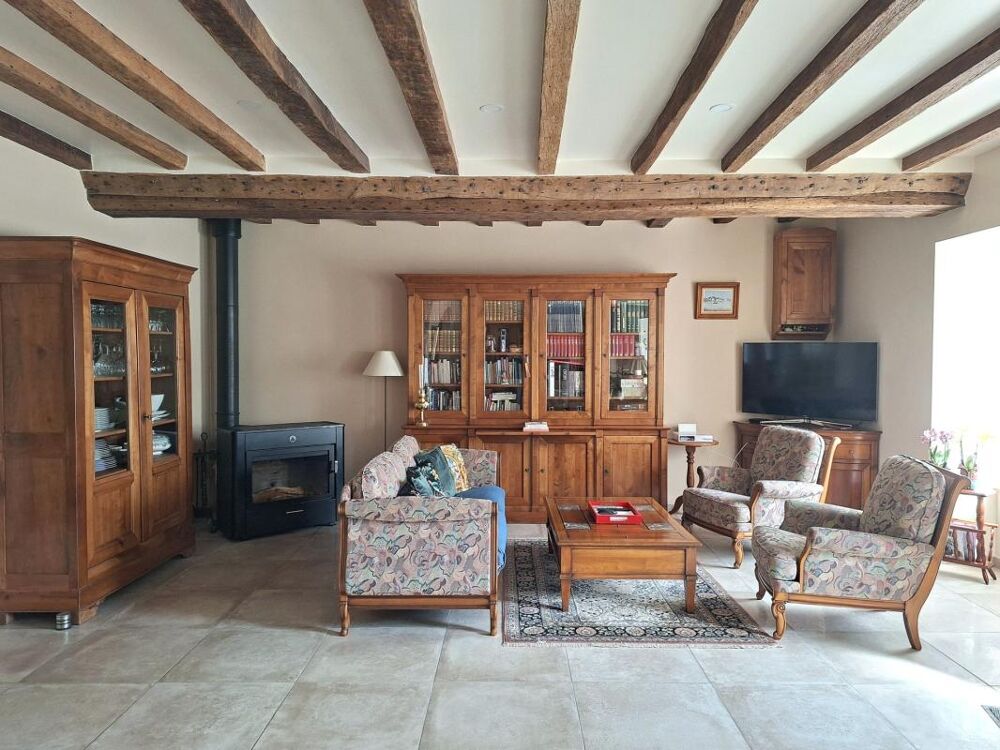 Propriété de caractère - 186m² - 4 chambres - 10' de Mayenne