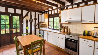  Propriété/château à vendre 6 pièces 265 m²
