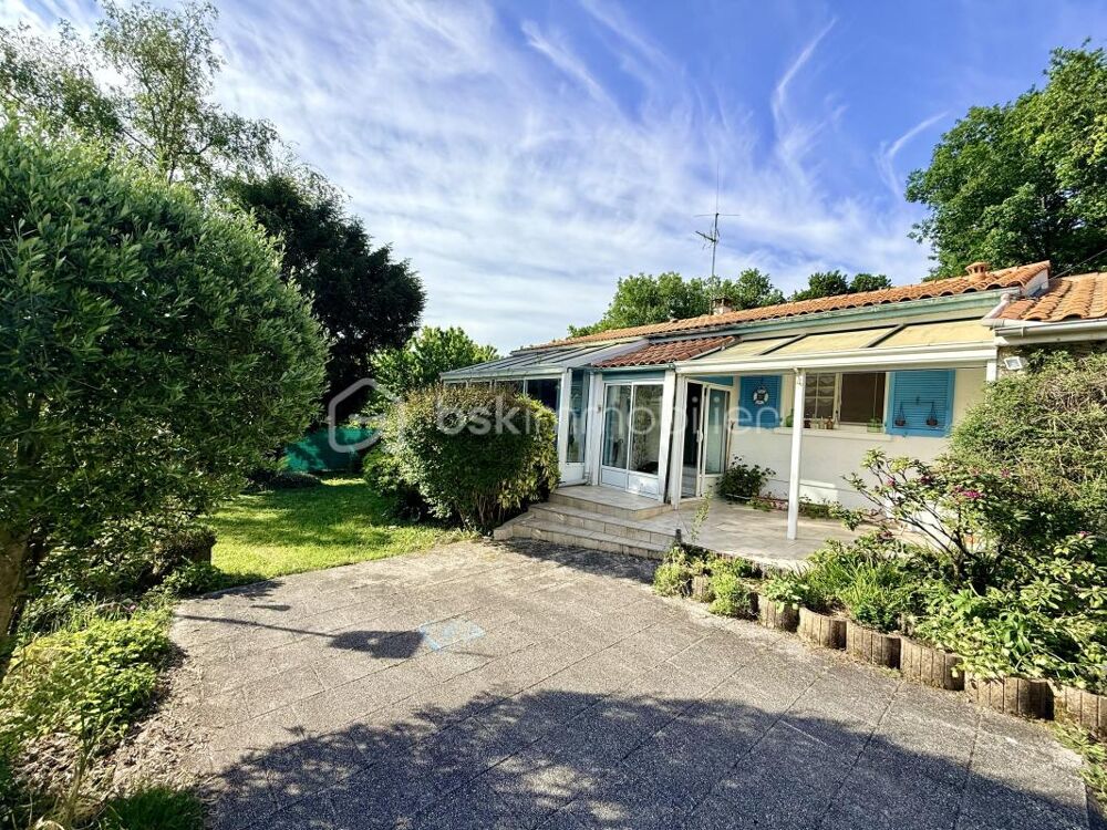 Vente Maison Maison de charme à Royan, idéale pour profiter de la côte Atlantique Royan