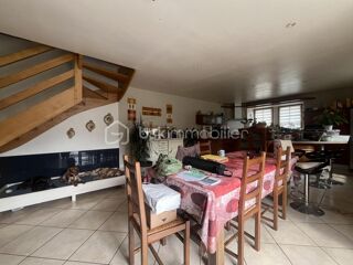  Maison  vendre 7 pices 166 m