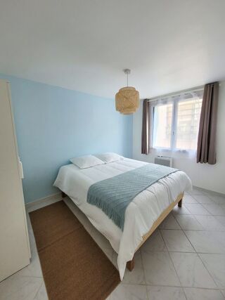  Appartement à louer 2 pièces 42 m²