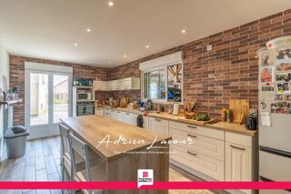  Maison  vendre 7 pices 153 m