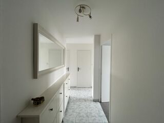  Appartement à louer 4 pièces 65 m²