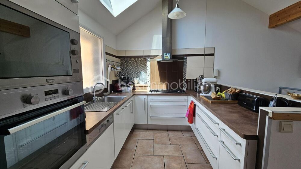 Vente Maison Maison 125 m² village La batie neuve