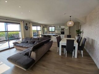  Villa à vendre 5 pièces 134 m²