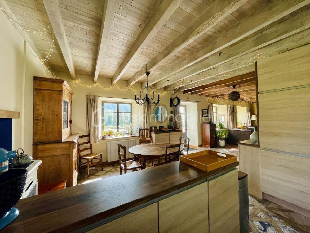 Vente Propriété/Château QUISTINIC - Coup de coeur pour cet ensemble de batisses en pierres sur 4000 m2 de terrain environ Quistinic