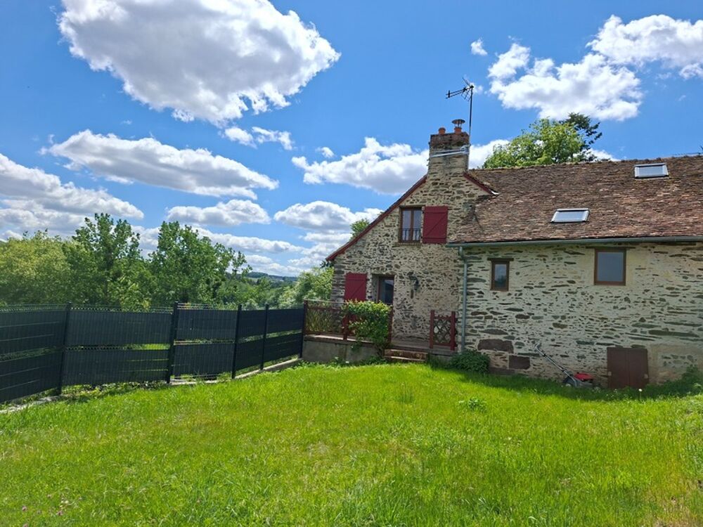 Jolie maison authentique en pierre, Au coeur des Alpes Mancelles, 160m2 surface totale sur Cave, 66 m2 Séjour, jardin clos, 3 ch