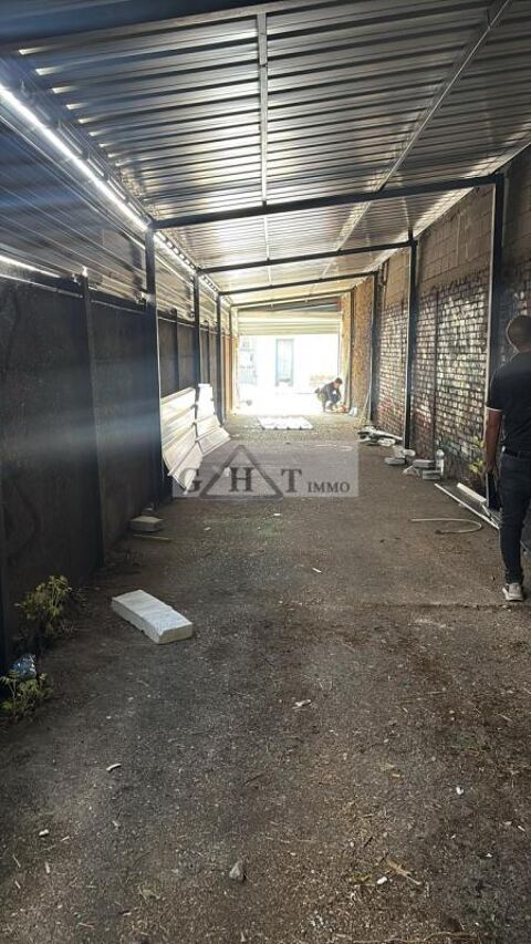   A LOUER 180 M² ENTREPOT BUREAUX A AUBERVILLIERS 