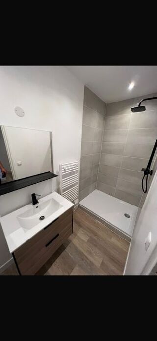  Appartement � louer 4 pi�ces 80 m�