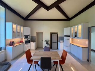  Propri�t�/ch�teau � vendre 15 + pi�ces 852 m�