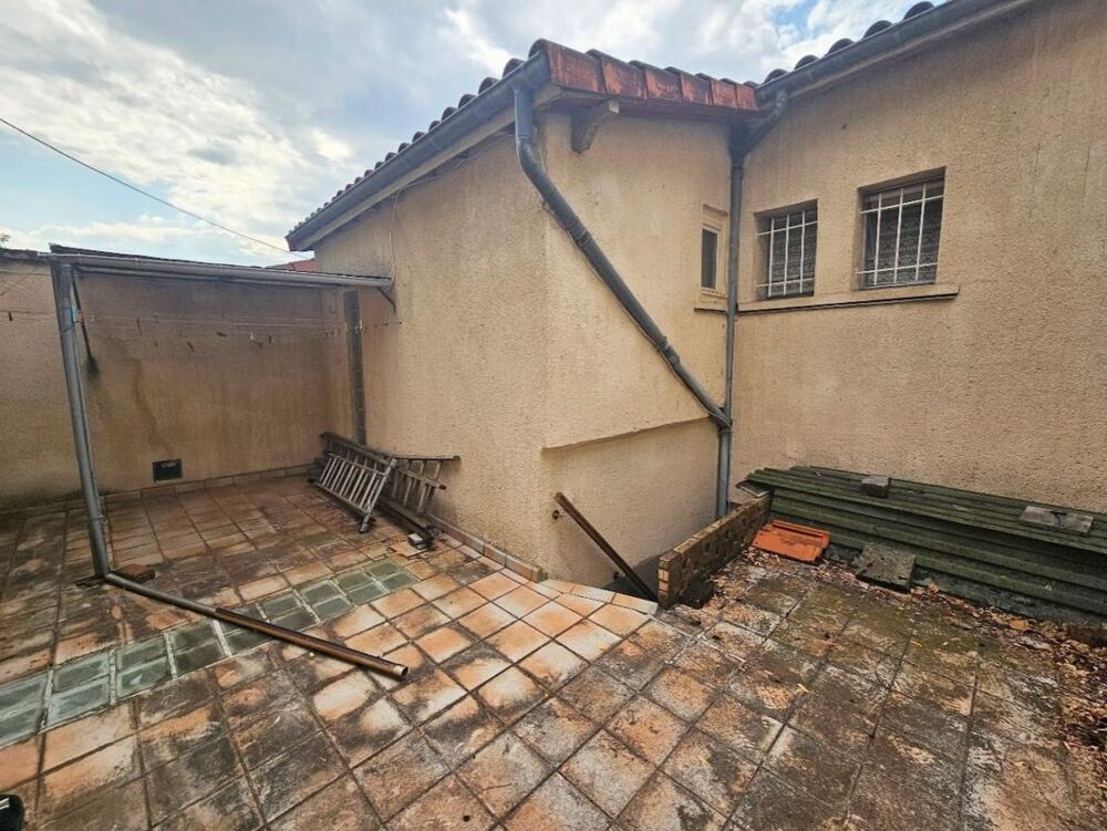 Vente Maison Maison à rénover – 2 chambres - Extérieurs - Garage - Pont-du-Château (63) Pont du chateau