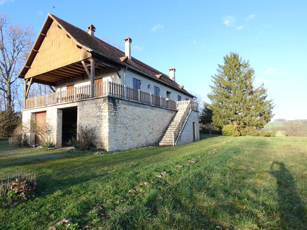 Maison 124 m2 / 4 ,chambres / sous-sol 160m² / terrain 8384m²