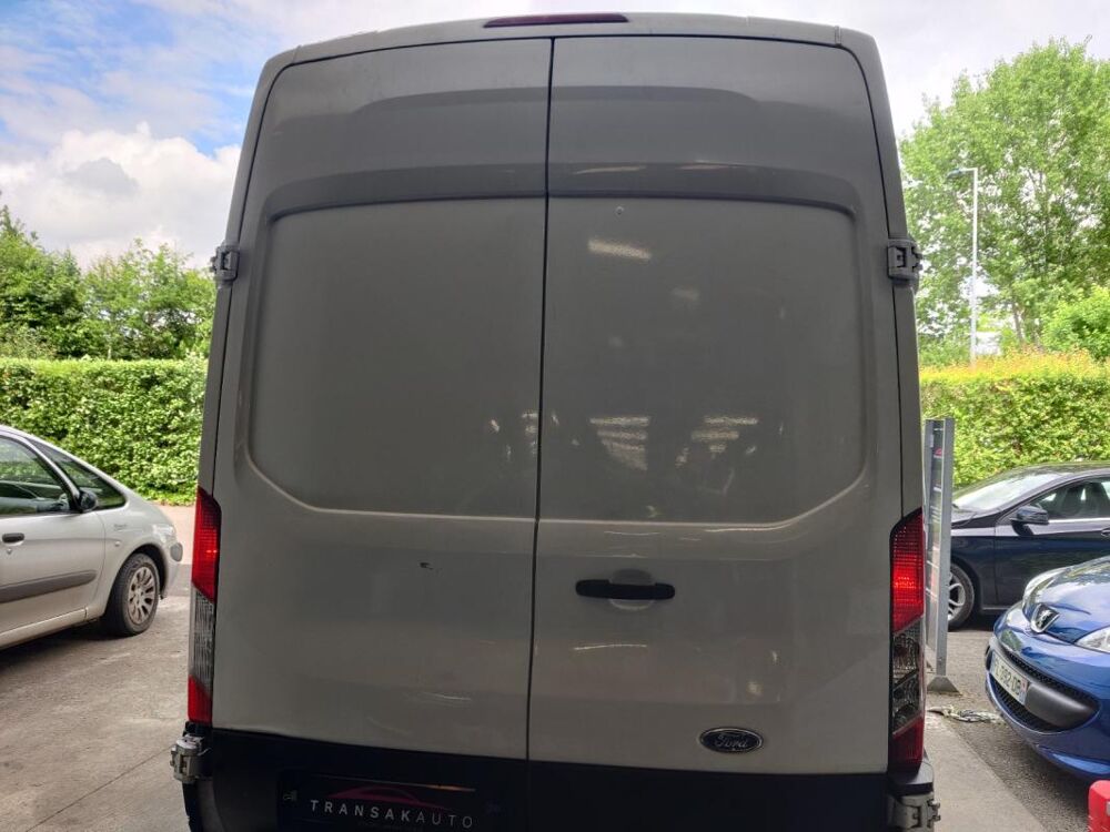 Transit FOURGON T310 L2H3 2.2 TDCI 100 AMBIENTE 2015 occasion 78200 Mantes La Jolie