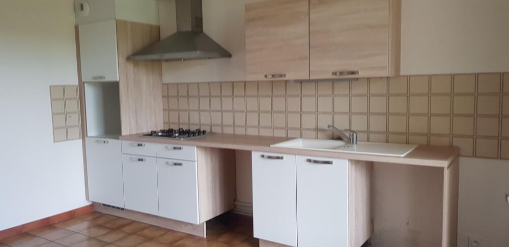 Location Appartement A louer un appartement de type 3en RDC avec Garage cave et jardin . Chauffage gaz individualis. - A LOUER T3 EN RDC - GARAGE+CA Villefranche de rouergue