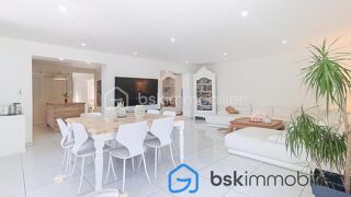  Propri�t�/ch�teau � vendre 8 pi�ces 210 m�