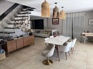  Villa � vendre 7 pi�ces 280 m�