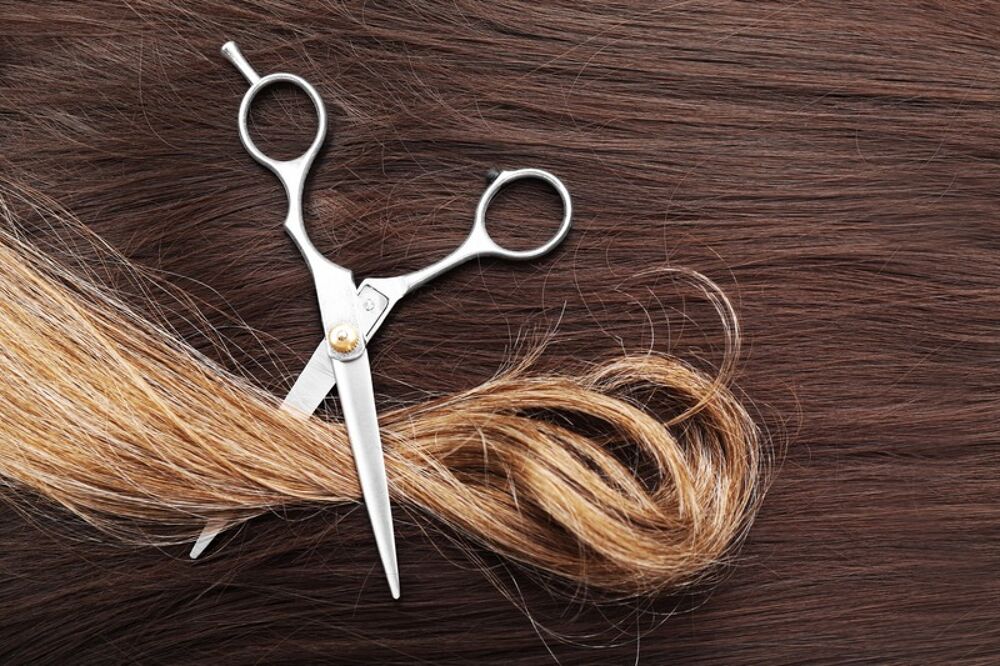   FONDS DE COMMERCE – SALON DE COIFFURE, ONGLES ET SOINS ESTHÉTIQUES – LE CANNET (06) 
