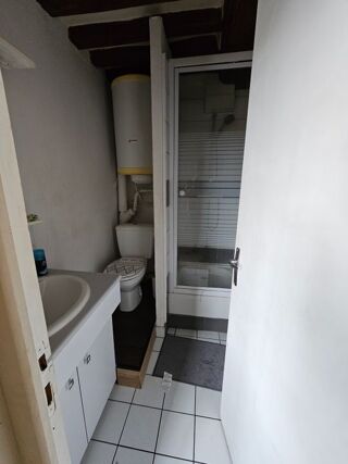  Appartement à louer 2 pièces 28 m²