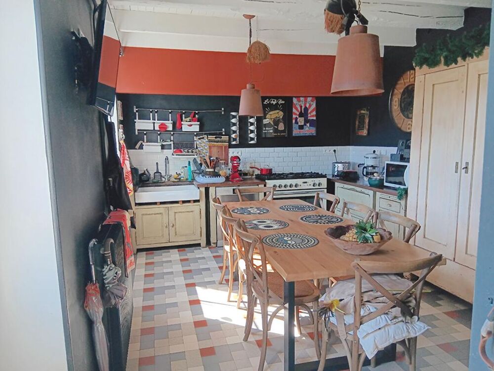 Vente Maison Cahors 46000 à 10 minutes, grande maison avec jardin et piscine Cahors