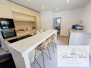  Villa à vendre 10 pièces 244 m²