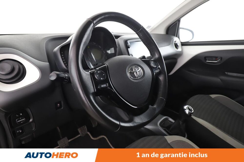 Aygo 1.0 VVT-i X-Play 5P 72 ch 2019 occasion 92130 Issy-les-Moulineaux