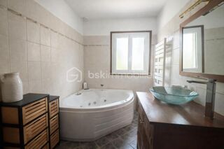  Maison à vendre 6 pièces 179 m²