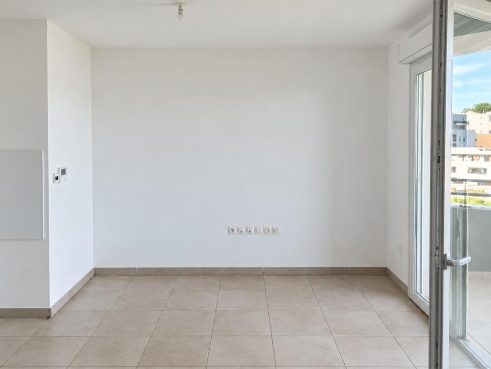 Location Appartement Appartement T2 avec terrasse et parking à Marseille Marseille 14