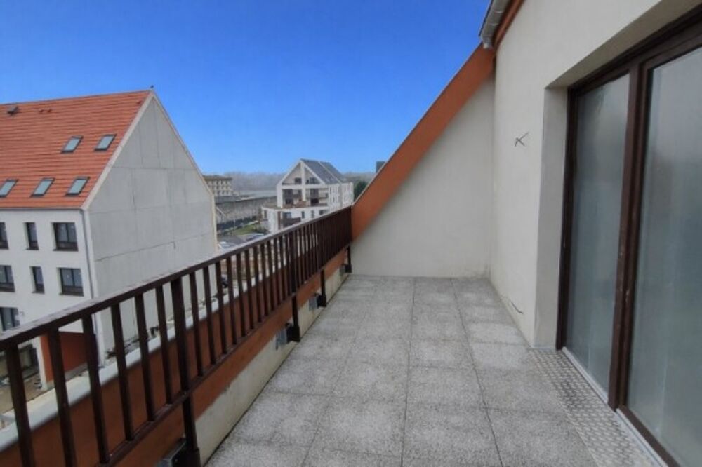 appartement à vendre 2 pièces STRASBOURG (67) avec terrasse, 2 places de stationnement et 1 cellier inclus