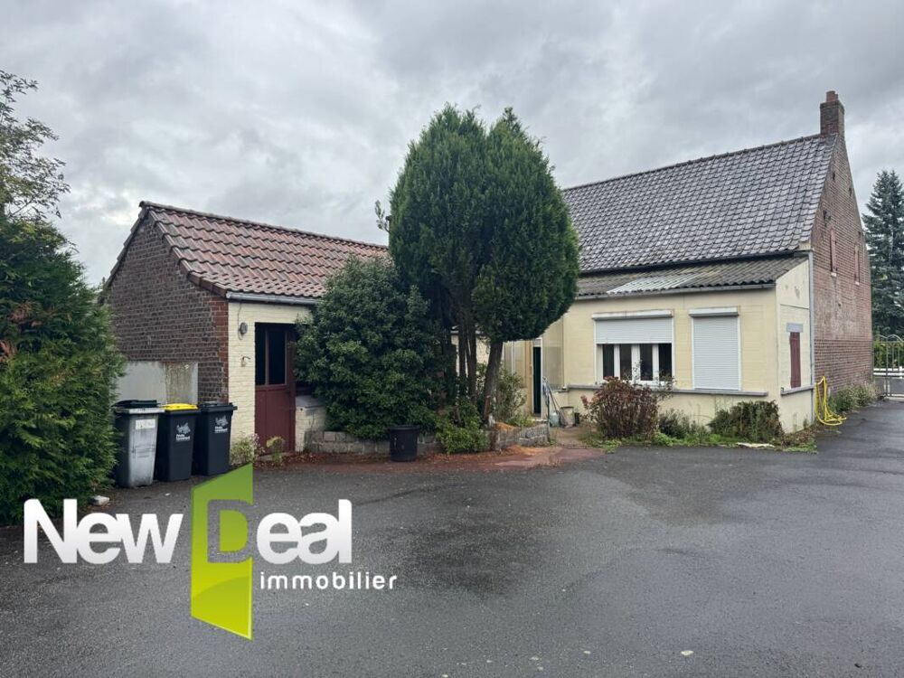 ENSEMBLE IMMOBILIER / MAISON HANGAR ET GARAGES / BEUVRY LA FORET