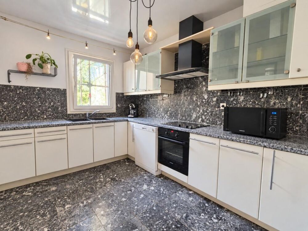 Vente Appartement SANNOIS – APPARTEMENT 4 PIÈCES DE 79 M² AVEC BOX FERMÉ ET CAVE Sannois