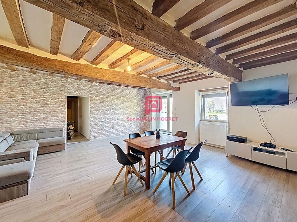 Maison 4 chambres- terrain 8000m²