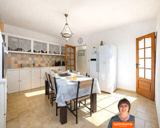  Maison à vendre 15 + pièces 422 m²