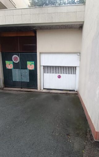  Parking / Garage � vendre 1 pi�ce 14 m�