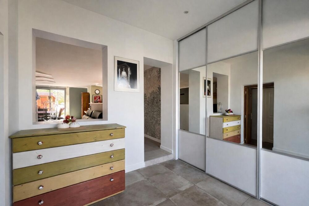 à vendre  Maison Saint-Genis-Pouilly (01630)