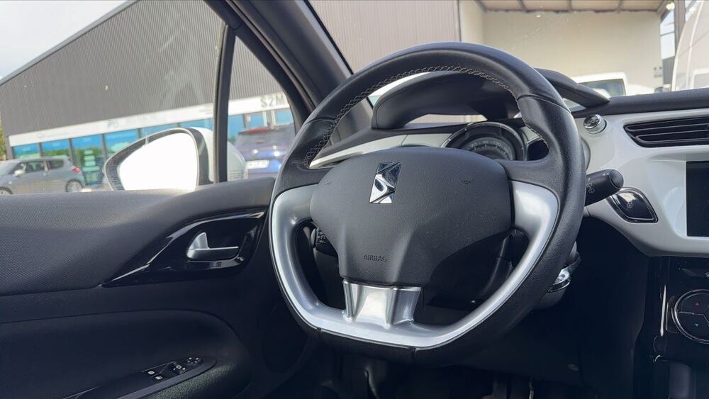 DS3 1.2 PureTech 110 So Chic 2016 occasion 76230 Isneauville