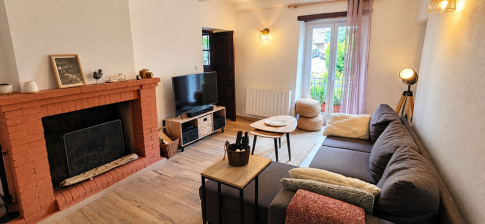 Vignale  Maison de village rénovée de 77 m²  3 chambres  2 terrasses
