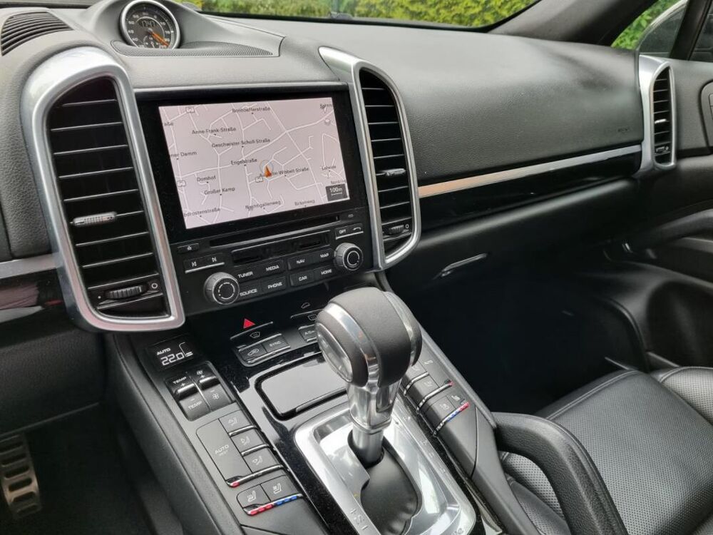 Cayenne S – LED Sport Chrono Bose 360&deg; Panoramique Keyless 2017 occasion 33000 Bordeaux