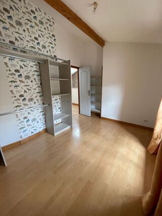  Appartement à louer 3 pièces 55 m²