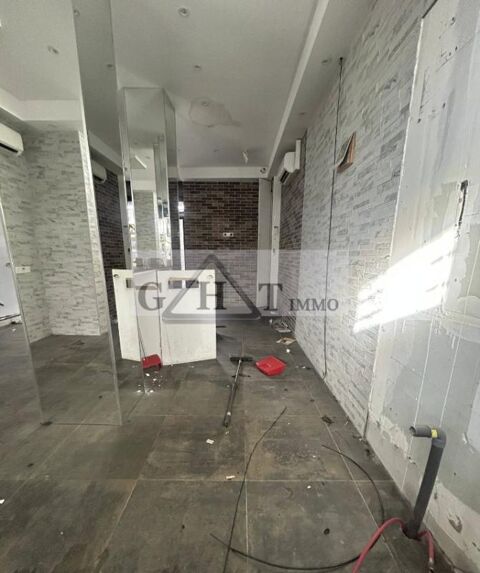   A LOUER – Local commercial de 65 m² avec réserve, avenue Paul Valéry 